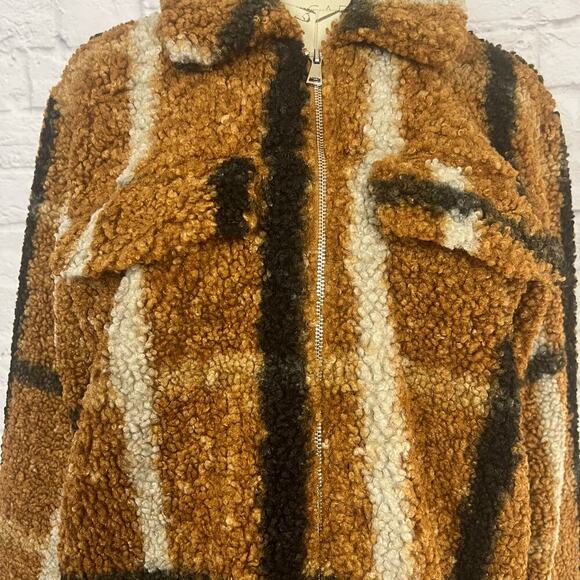 Stoosh Plaid Teddy Zip Up Coat - Size Medium - Picture 2 of 6